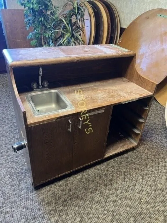Oak Bar Unit w/ Sink ~48 x 30 x 42