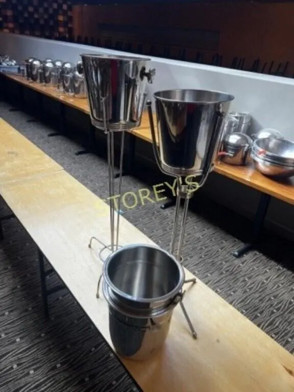 Ice Buckets & Stands