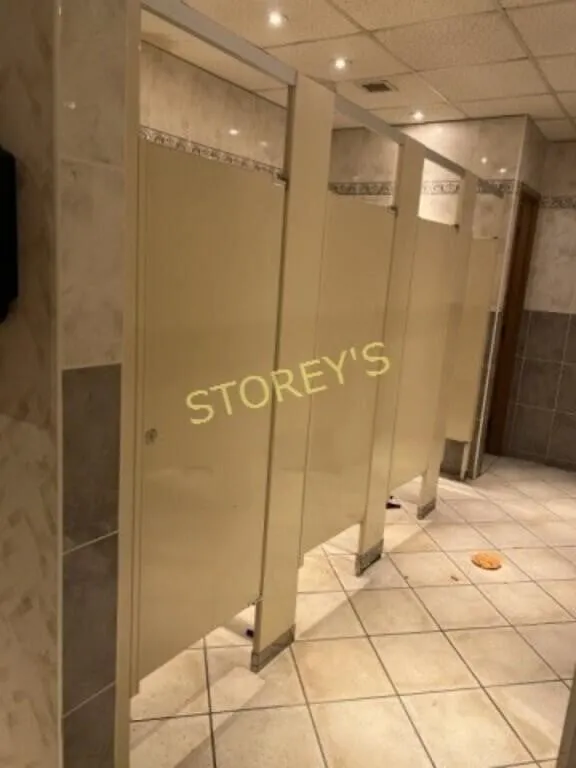 Bathroom Partitions - Both Washrooms
