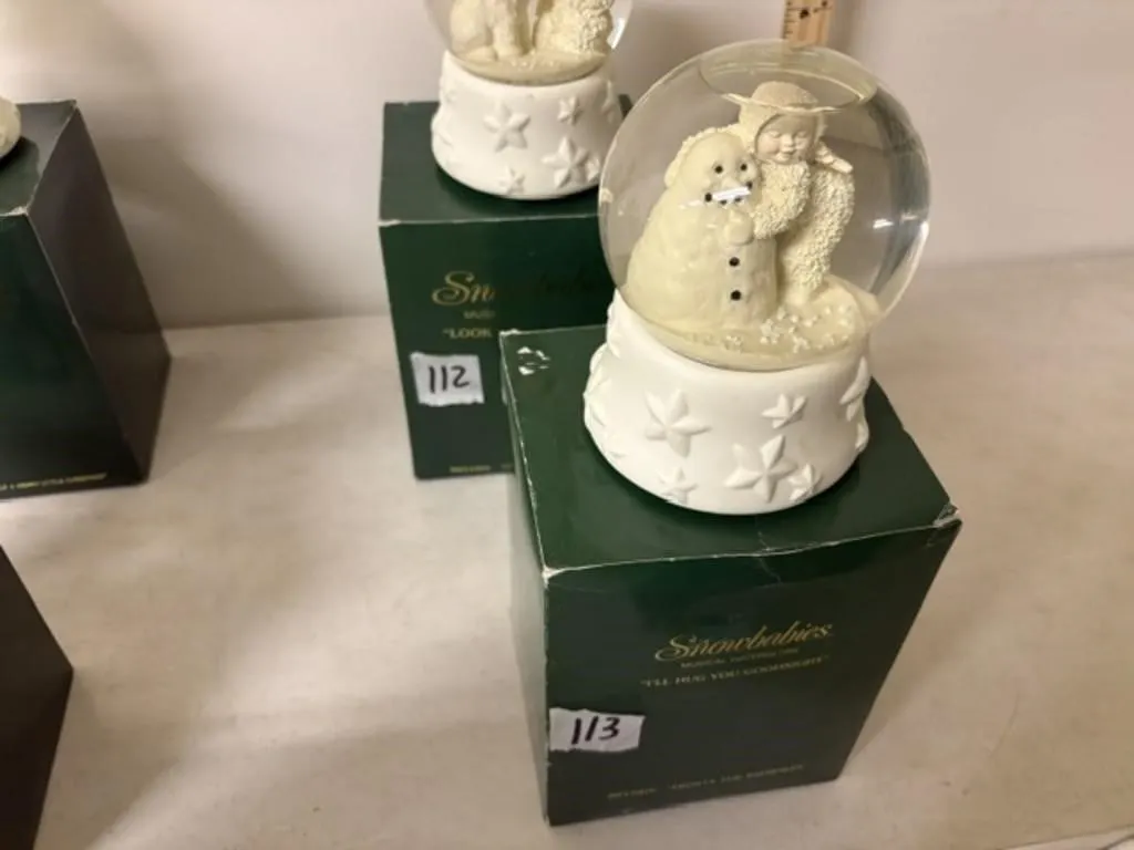 I'LL HUG YOU GOOD NIGHT SNOW GLOBE