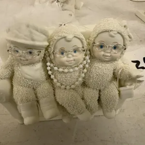 GIRL FREINDS