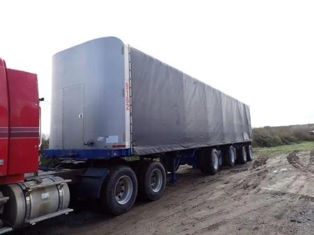 1990 ThruWay 48 Ft Quad/A Curtain Side Trailer 2T9
