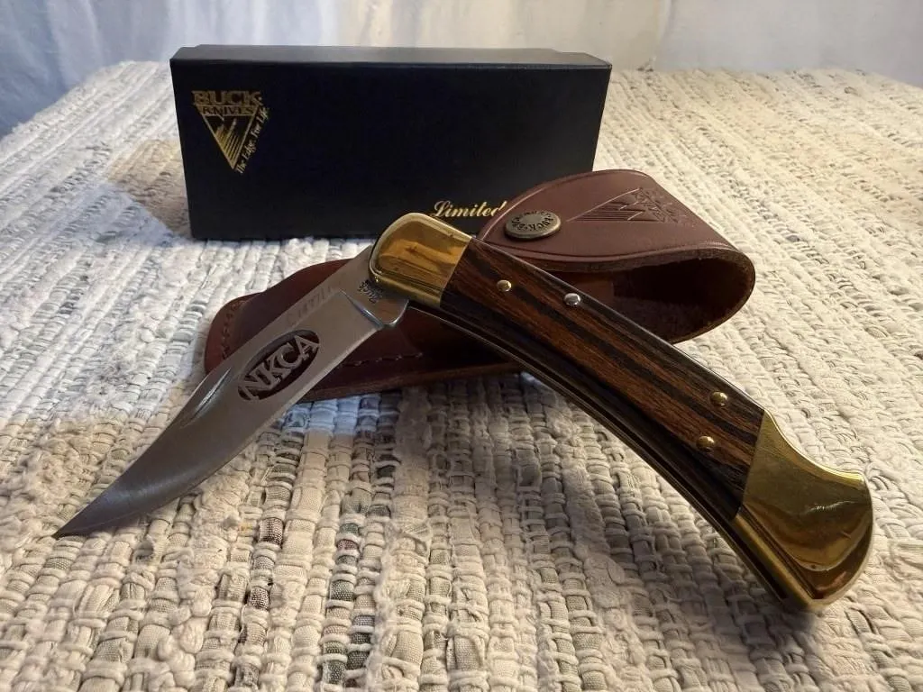 NKCA 2001 BUCK 110 knife