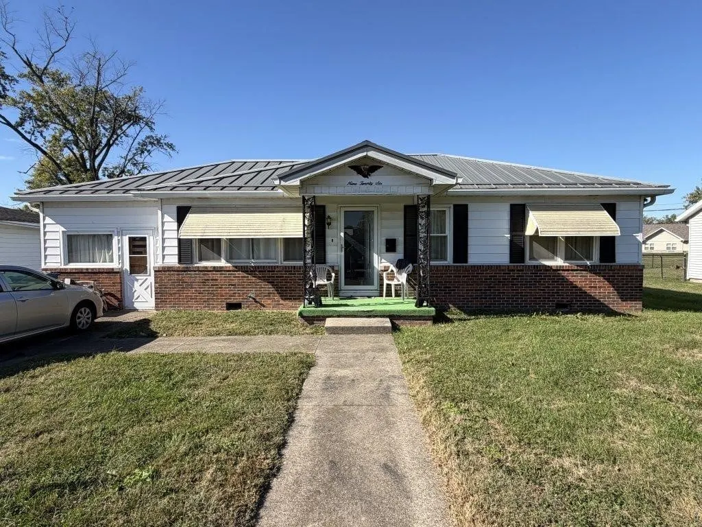 926 Westwood Dr., Mt. Carmel