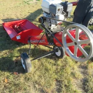 10' x 8" Wheatheart Transfer Auger, Honda motor