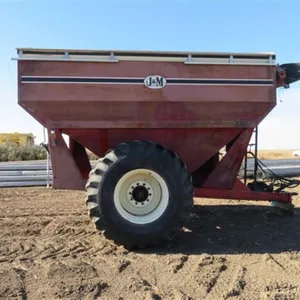 J&M 750 Grain Cart, 13" auger