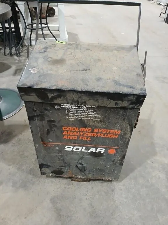 Solar cooling system analyzer/flush & fill machine