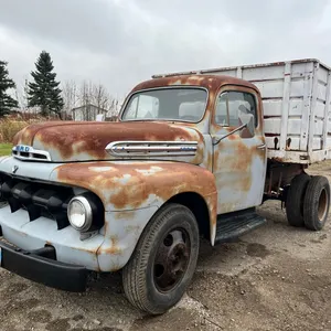 1951 Ford F450 1T single axle