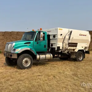 2007 Cattlelac 520 Feed Grinder Mixer