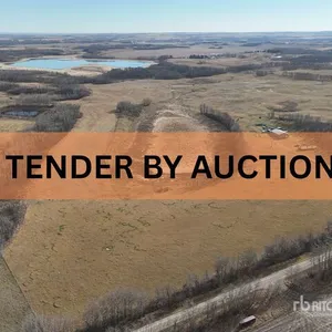 Delburne, AB SW 23-37-24-W4 160 +/- Acres on Title Home Quarter