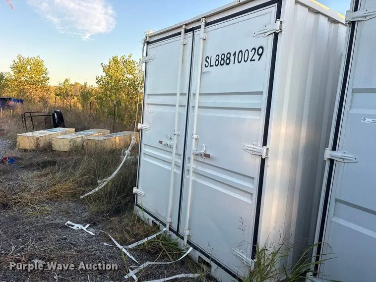 Shipping container