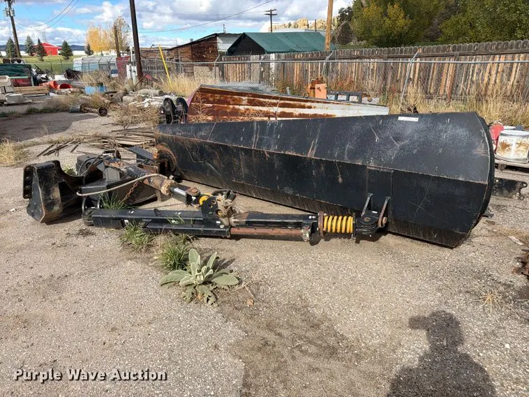 Motor grader wing plow