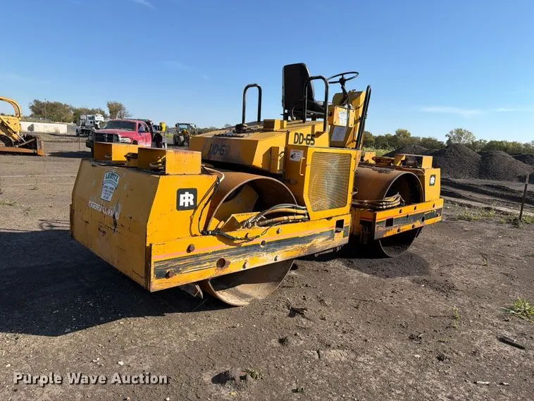 1993 Ingersoll Rand DD-65 double drum vibratory roller