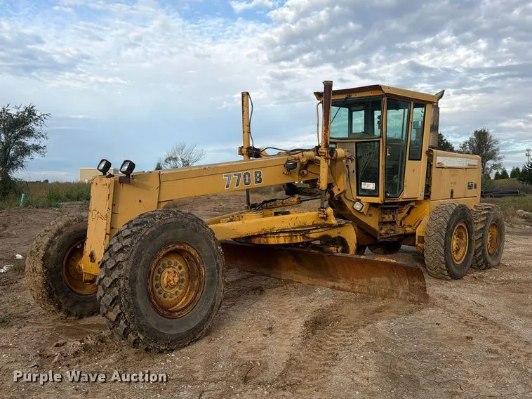 1994 John Deere 770B motor grader