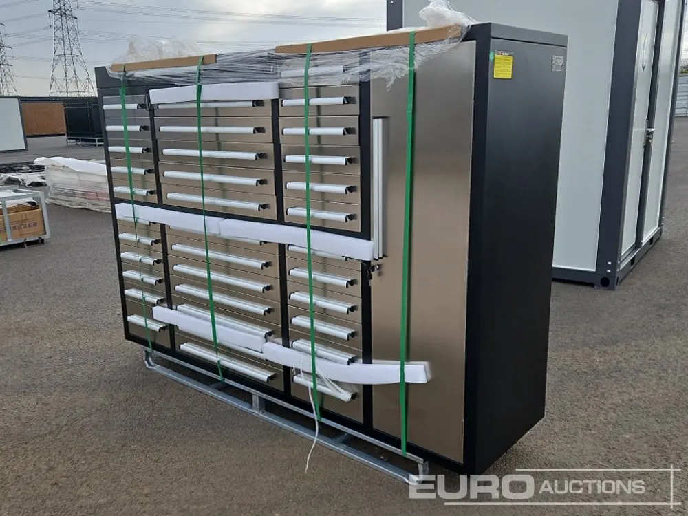 Unused 7' Workbench, 35 Drawers