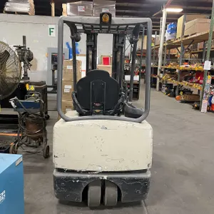Crown Electric 3000lb Capacity Forklift (Wall F)