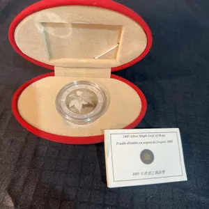 2005 Canada Silver Maple Leaf of Hope 1oz $5 Coin in Case with Certificate
