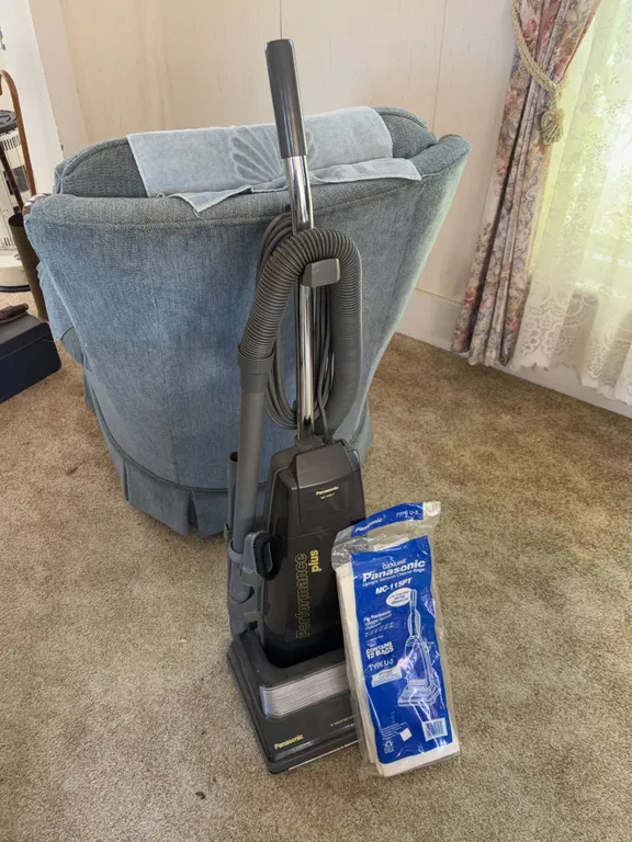 Panasonic MC-V5217 Performance Plus Vacuum