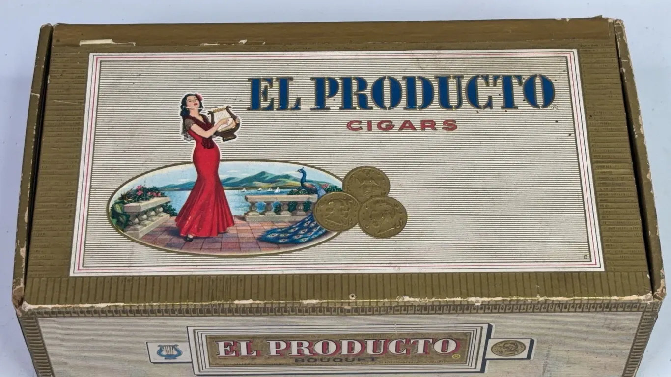 El Producto Cigar Box & Self-Pronouncing Dictionary