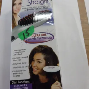 NEW:  QUICK 'N STRAIGHT HAIR BRUSH AS SEEN ON TV (MSRP $35.00)