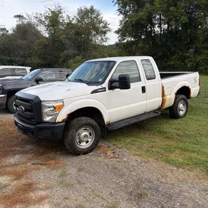 2016 Ford F-350 Super Duty Extended Cab Pickup Truck