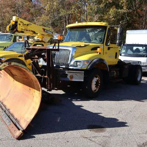 2004 International WorkStar 7400 Dump Truck with Plow (E#240002)
