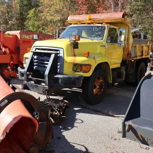 1996 Ford F-800 Dump Truck (E#996189)