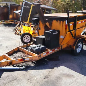 2009 KM International  2-Ton  Hot Box (E#36232)