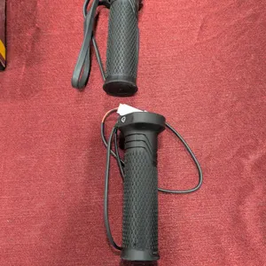 CAN-AM HEATED GRIPS AND THUMB THROTTLE COMBO