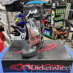 ALPINESTARS TECH 5 SZ9 BOOTS, NEW IN BOX