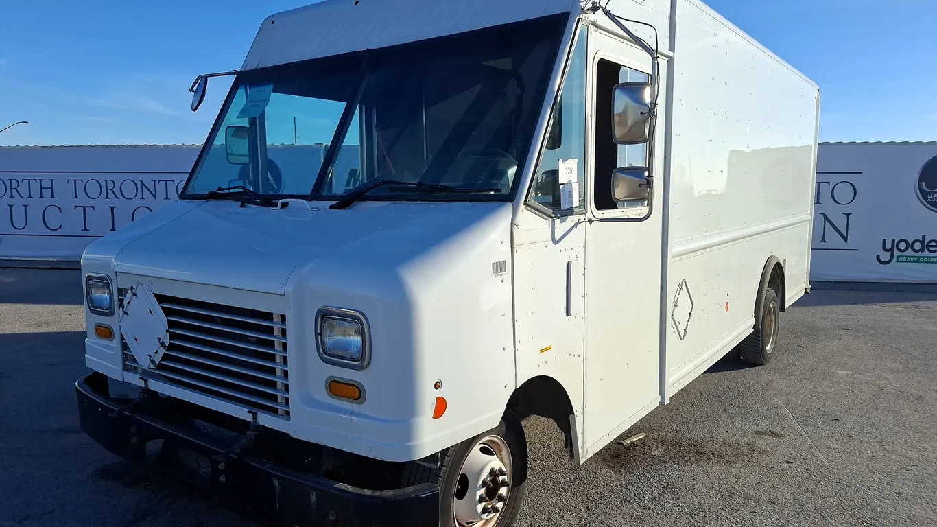 2015 Ford E-Series S/A Step Van