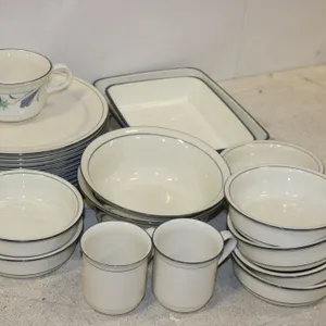 Lenox Chinastone Poppies on Blue Dinnerware & Serving Pieces