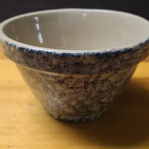 Robinson Ransbottom Blue Spongeware Stoneware Bowl USA