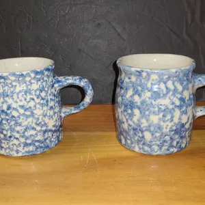 Spongeware Pattern Two Mugs Set