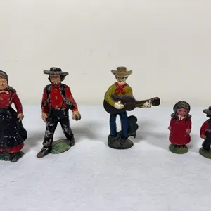 Cast Iron Amish Figures