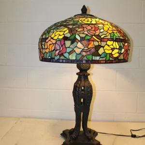 Tiffany Style Table Lamp