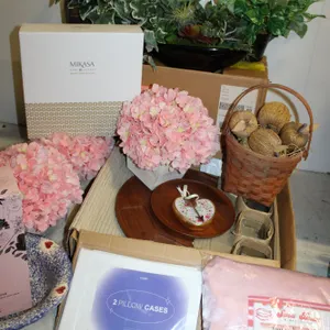 Mikasa Décor & Linens