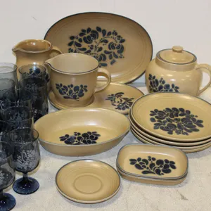 Pfaltzgraff Dinnerware & Glasses