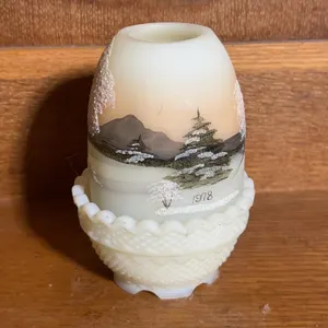 Fenton Hand painted fairy lamp - 1978