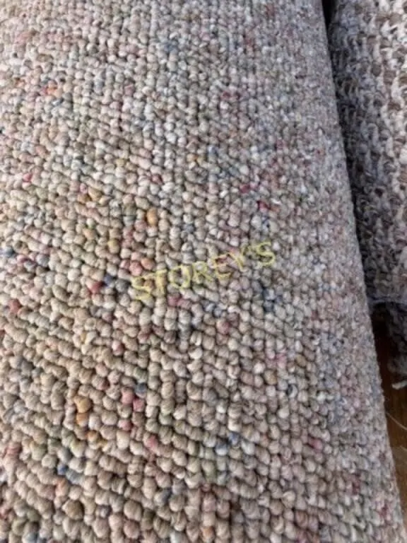 Comm Beige Carpet ~9'9 x 18'10