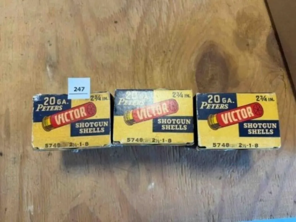 3-vintage Peters shell boxes
