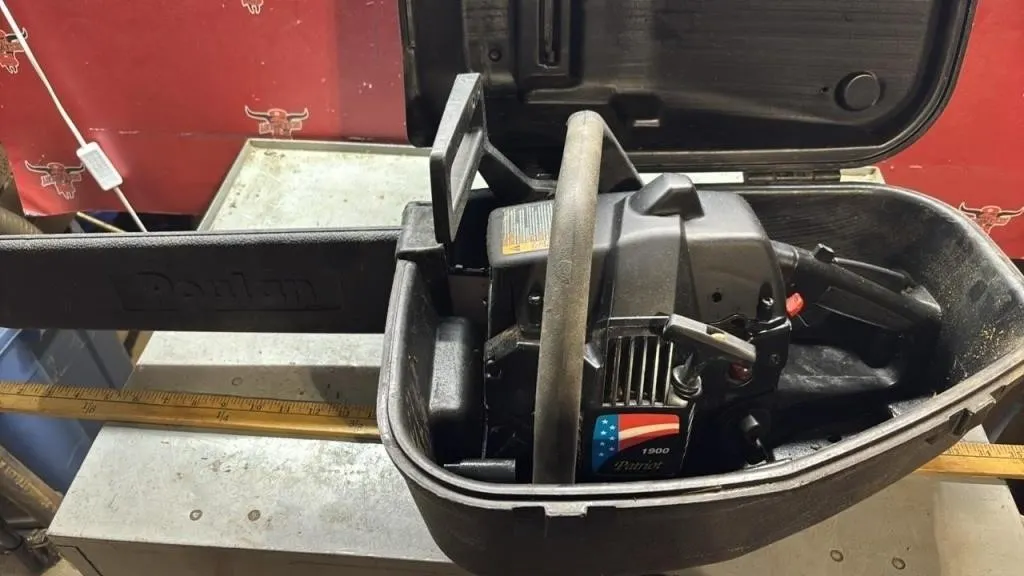 6” Patriot 1900 Chain Saw w/Case. Turns Over.