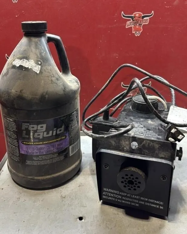 400W Fog Machine w/Solution. Untested.