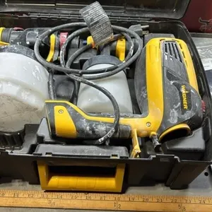 Wagner Flexio Paint Sprayer in Hard Case.