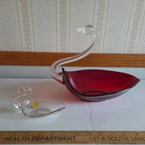 Pair Tiffin Swans