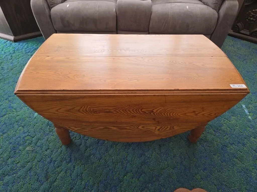 Drop Leaf Coffee Table 41"x23"x18"H (51.5" w/d