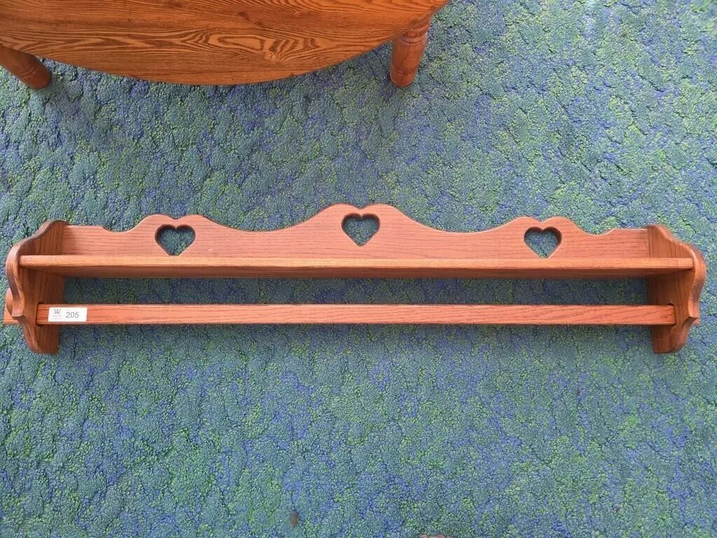 Oak Quilt Wall Hanger 48"