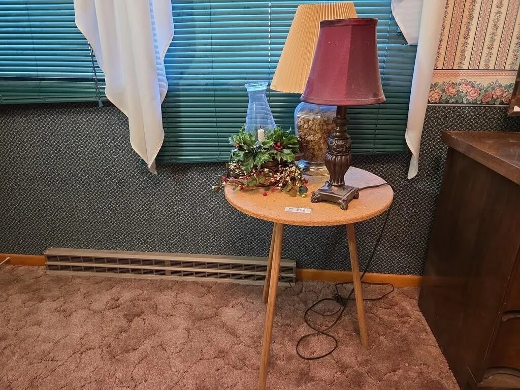 Stand w/2 Lamps and Candle Holder