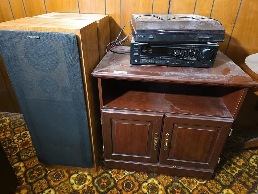 Sound System w/Cabinet 30"x20"x28"H