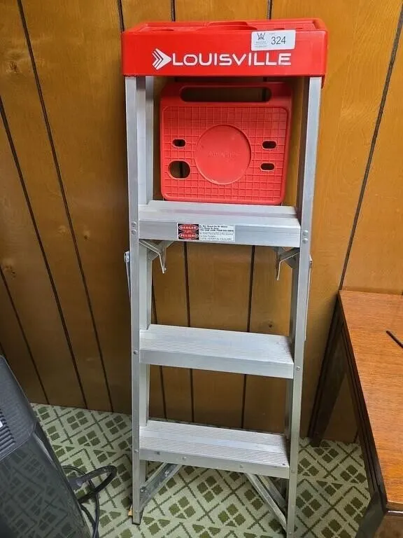 4' Step Ladder